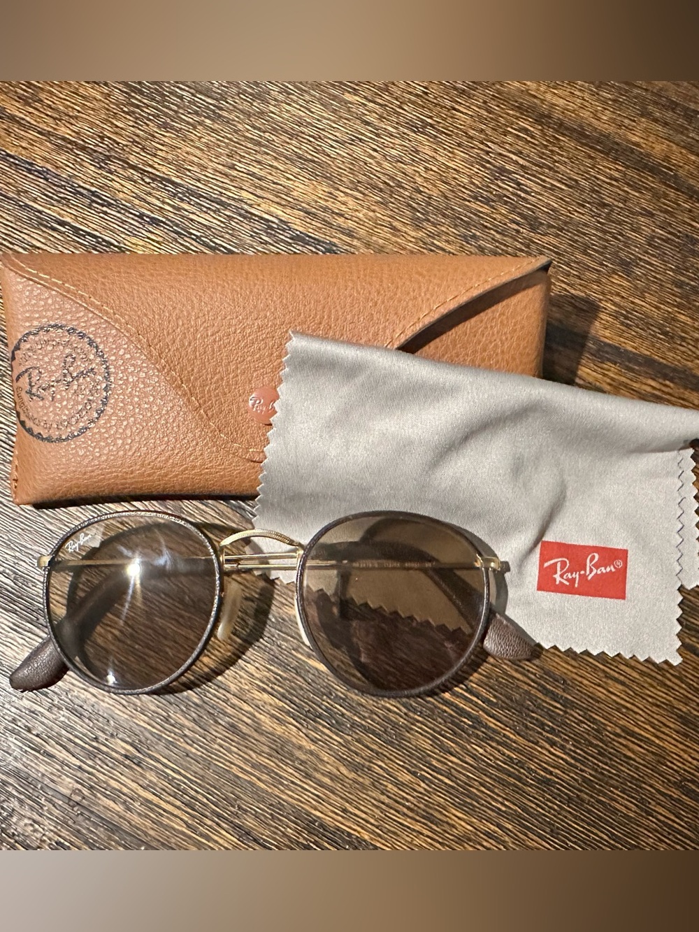 Ray-Ban Round Metal Sunglasses — Gold Frame with Brown Lenses